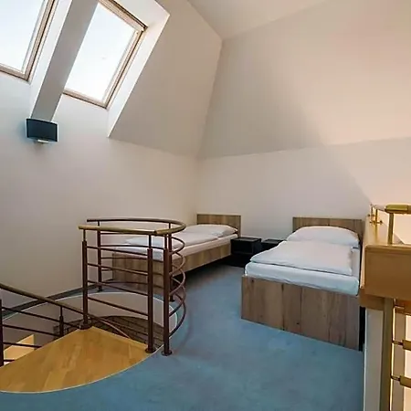 Rodinny Hubert High Tatras Otel 4*